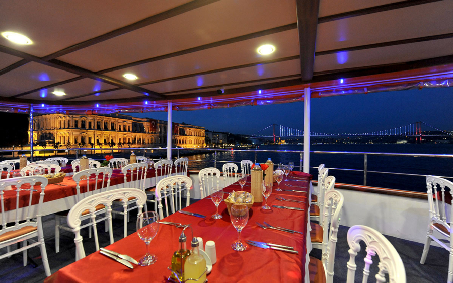 Bosphorus Dinner Cruise