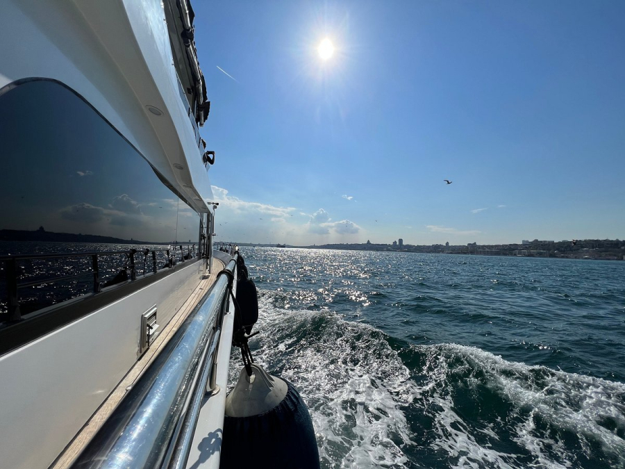 Bus + Boat Tour