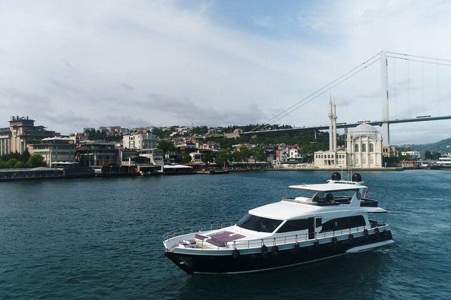 Bus + Boat Tour
