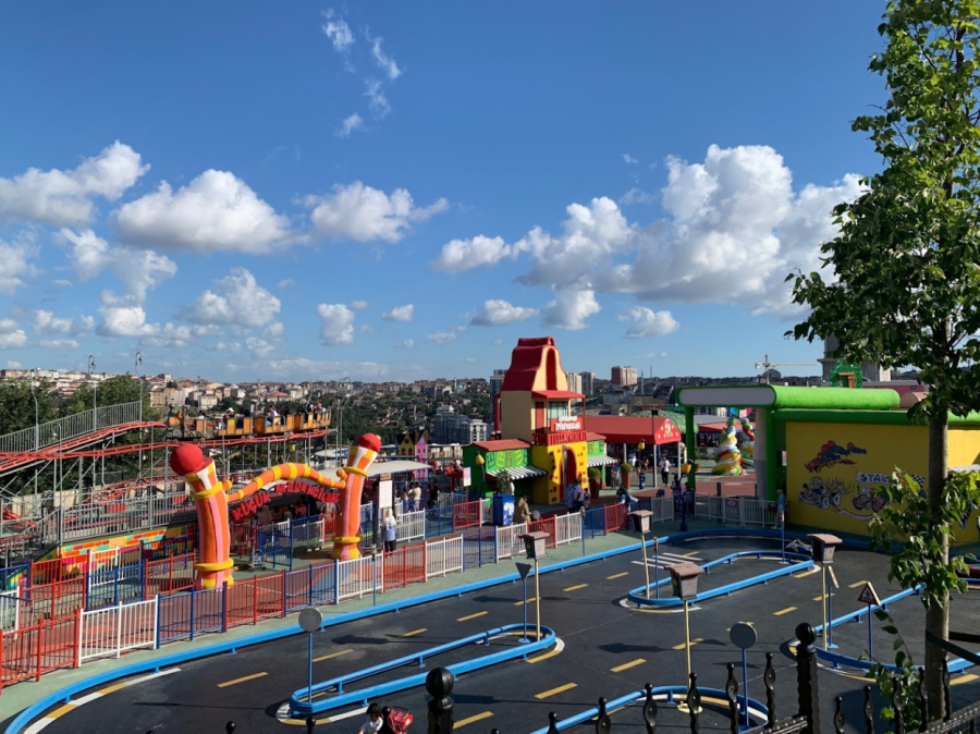 Vialand Theme Park Ticket & Shuttle