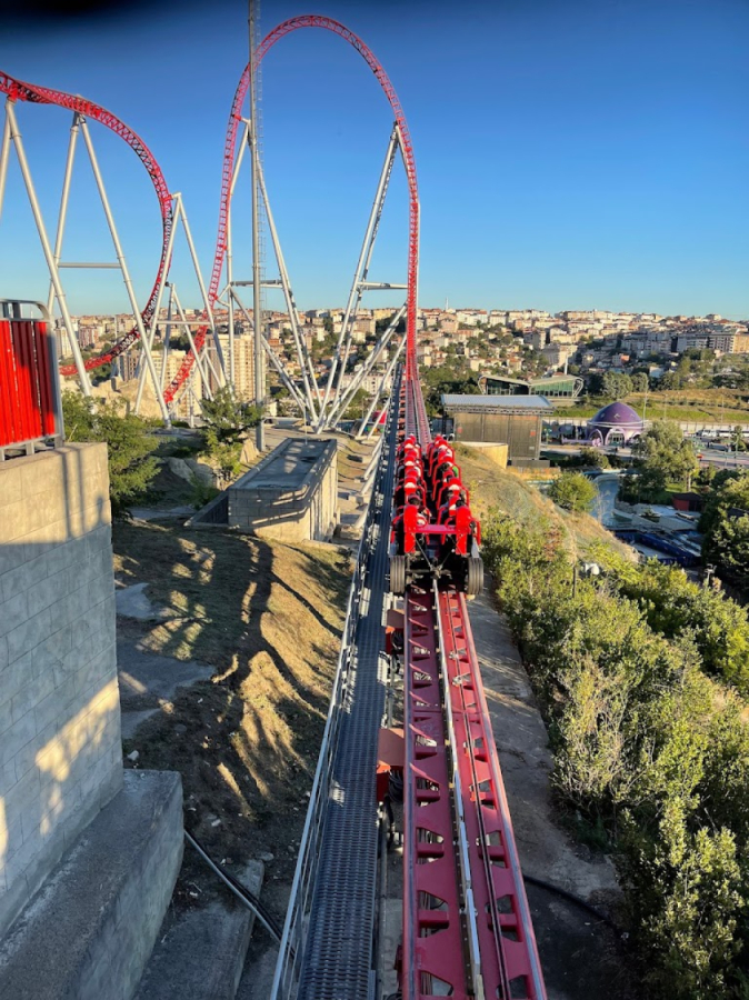 Vialand Theme Park Ticket & Shuttle