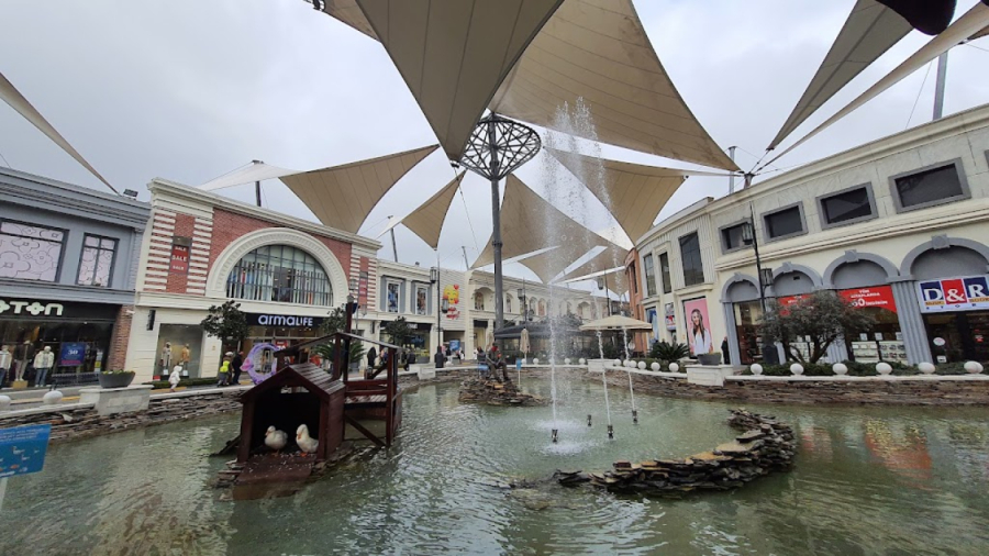 Vialand Theme Park Ticket & Shuttle