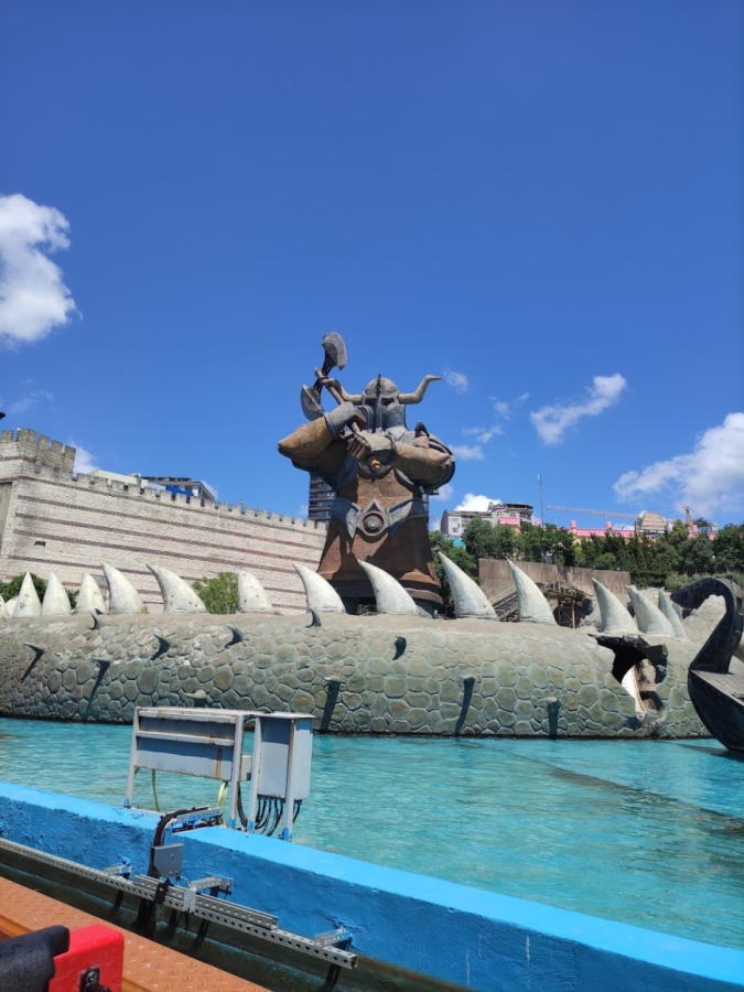 Vialand Theme Park Ticket & Shuttle