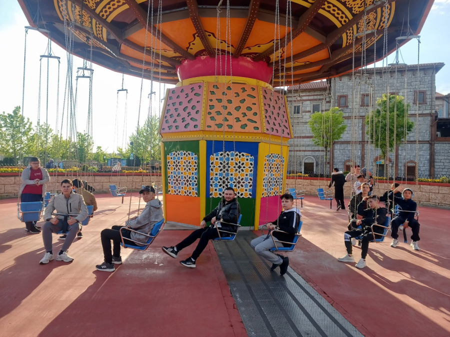 Vialand Theme Park Ticket & Shuttle