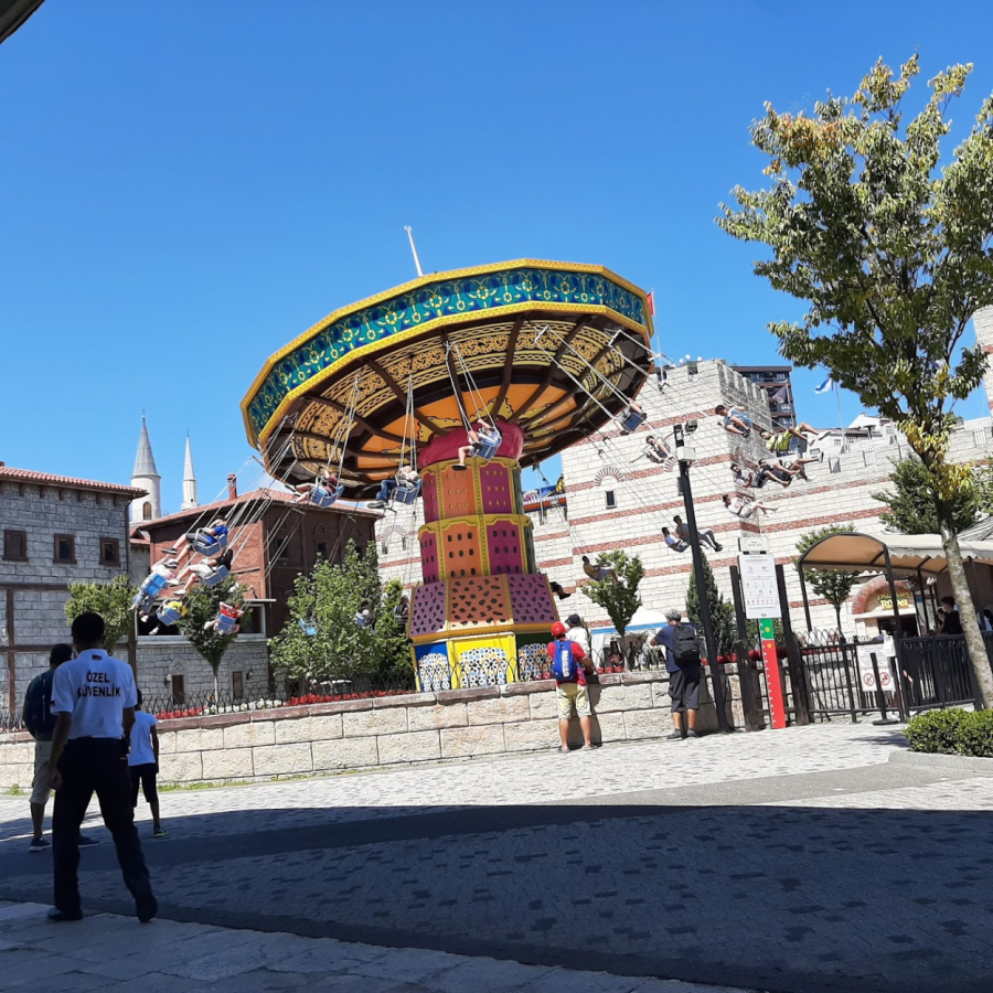 Vialand Theme Park Ticket & Shuttle