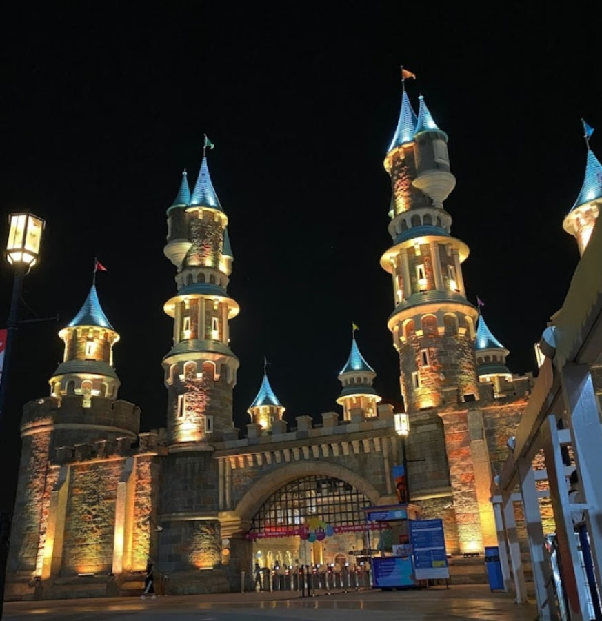 Vialand Theme Park Ticket & Shuttle