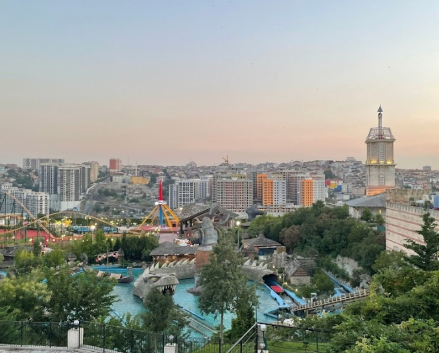 Vialand Theme Park Ticket & Shuttle