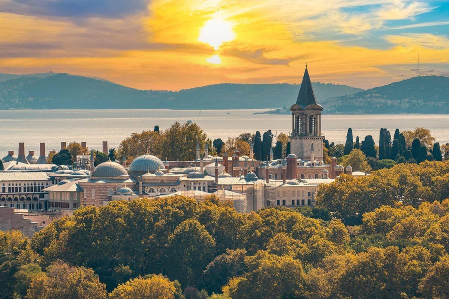 Topkapı Palace – Fast-Track Entry, Skip the Ticket Line