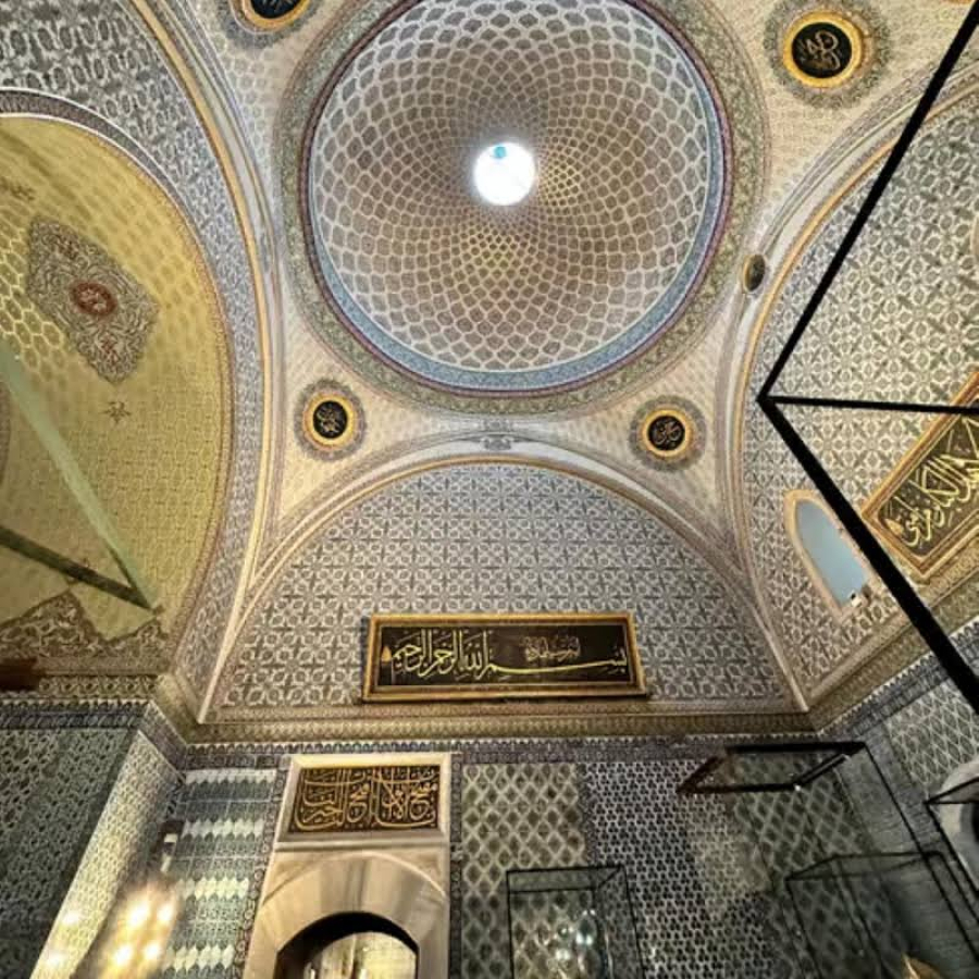 Topkapı Palace – Fast-Track Entry, Skip the Ticket Line