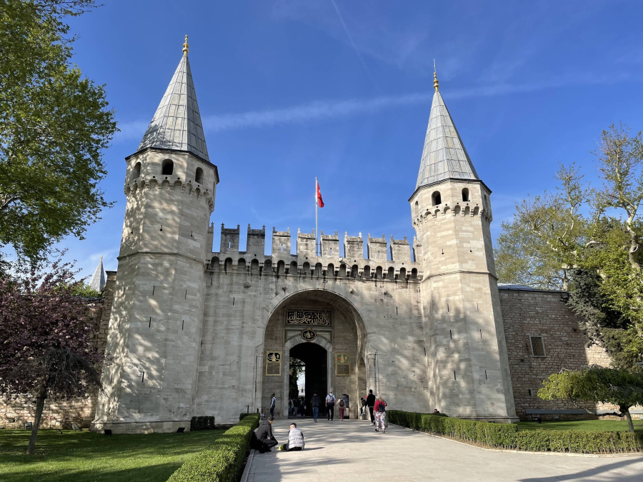 Topkapı Palace – Fast-Track Entry, Skip the Ticket Line